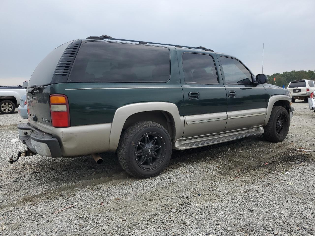 2003 CHEVROLET Suburban