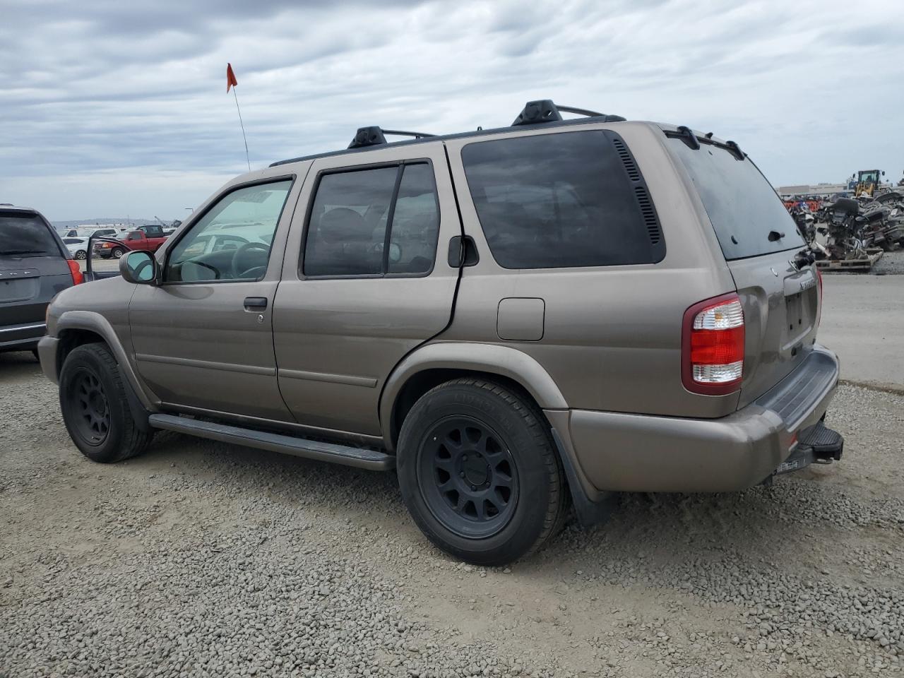 2002 NISSAN PATHFINDER