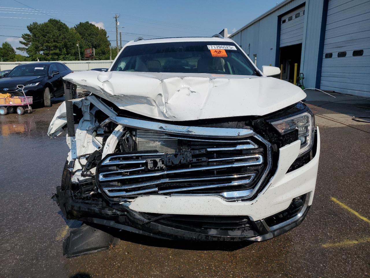 2024 GMC Terrain