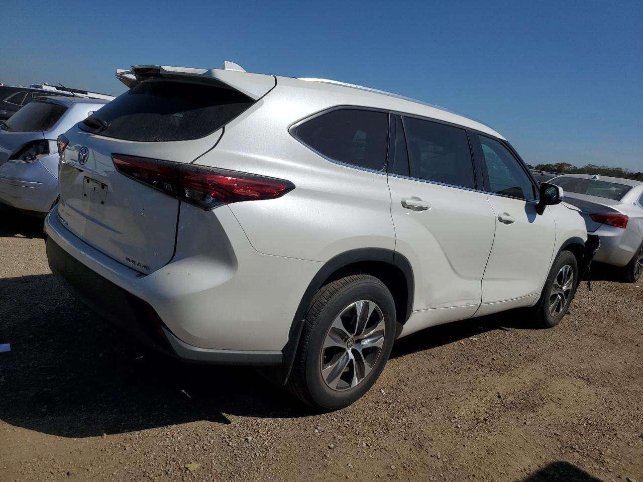 2021 TOYOTA HIGHLANDER