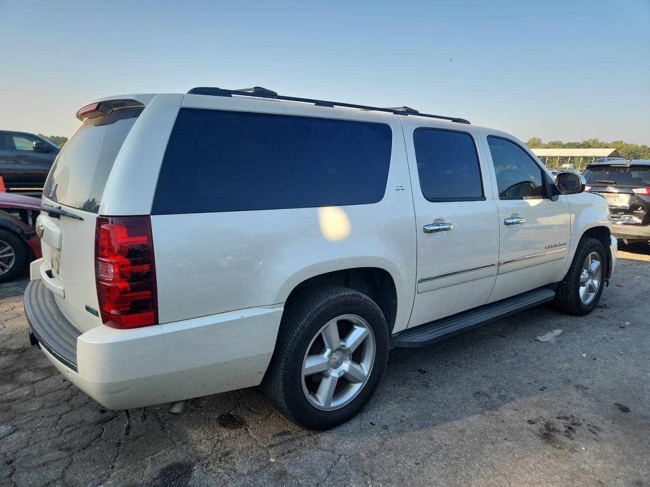 2012 CHEVROLET Suburban
