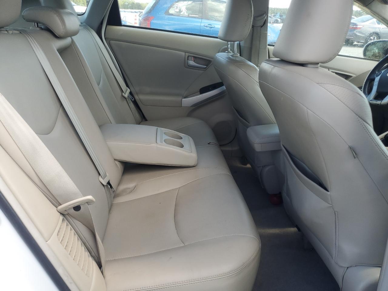 2011 TOYOTA PRIUS