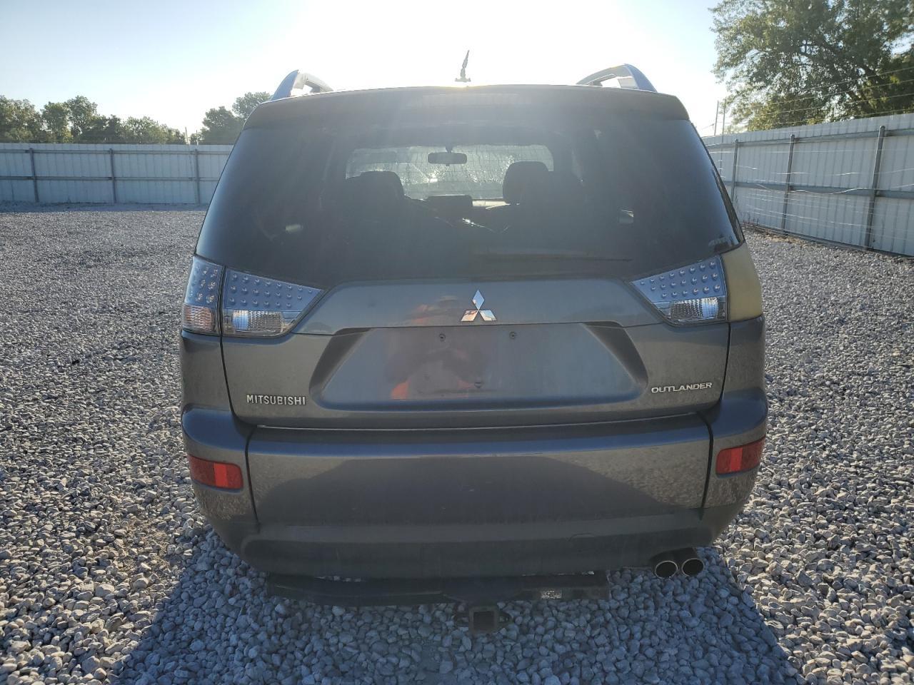 2008 MITSUBISHI outlander