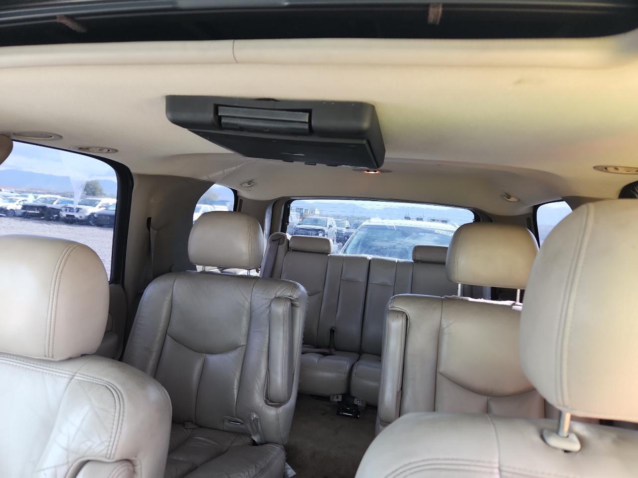 2003 CHEVROLET Tahoe