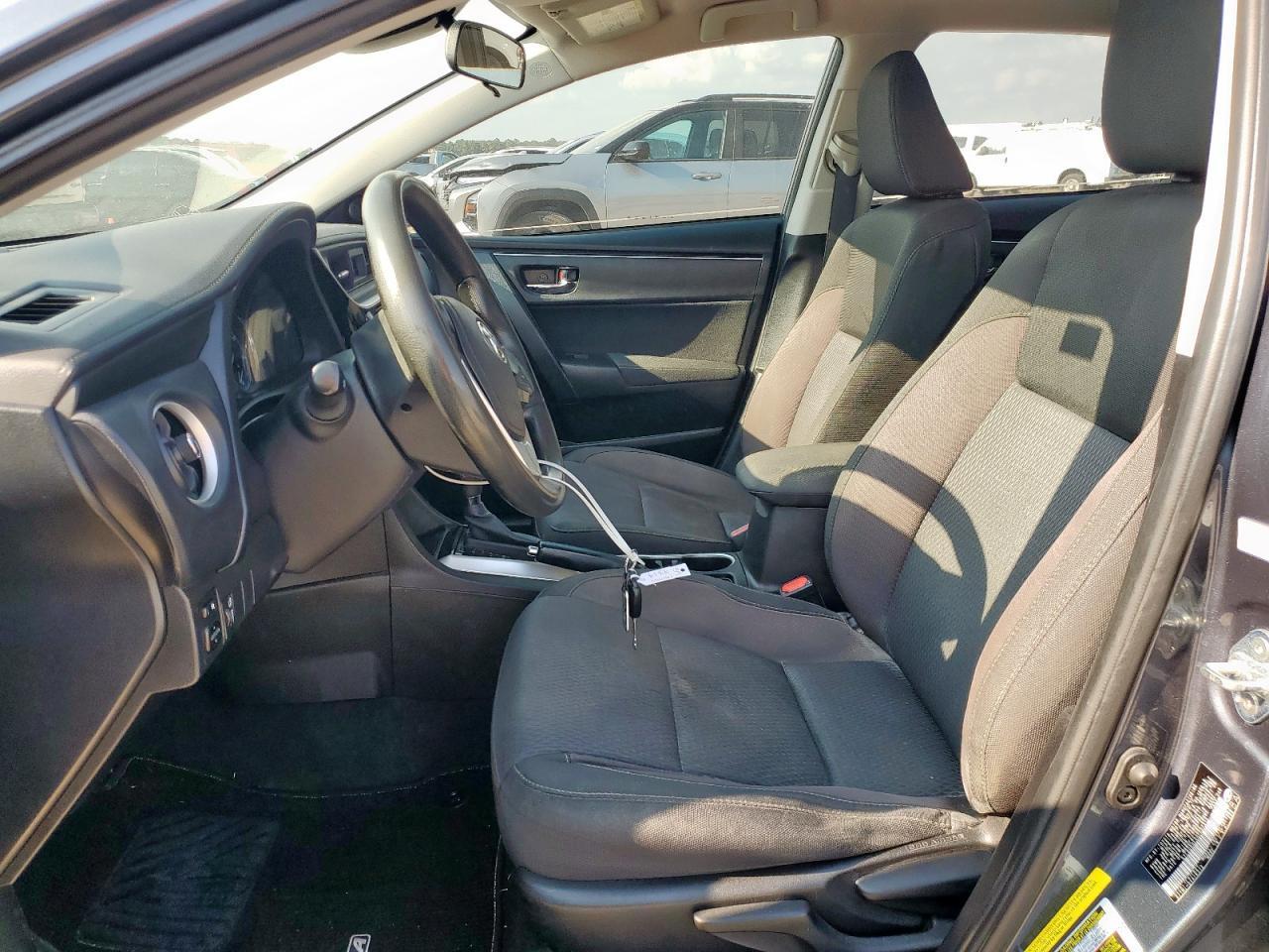2017 TOYOTA COROLLA
