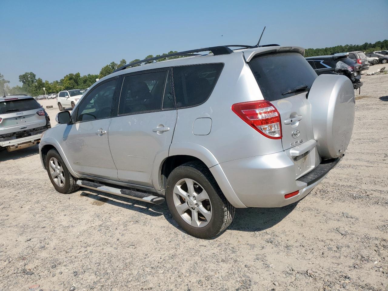 2011 TOYOTA RAV4