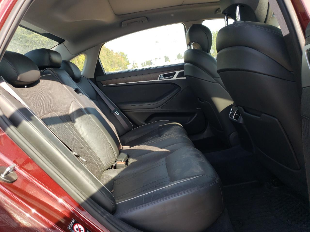 2015 HYUNDAI GENESIS