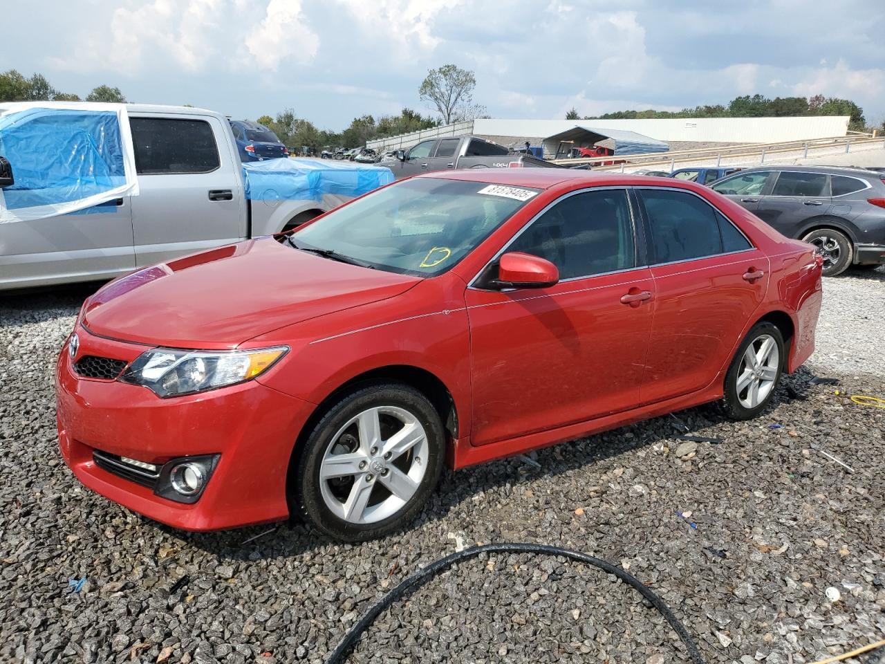 2013 TOYOTA CAMRY