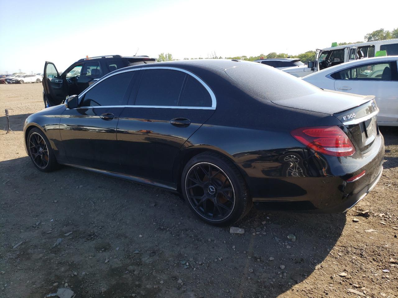 2017 MERCEDES-BENZ E-Class
