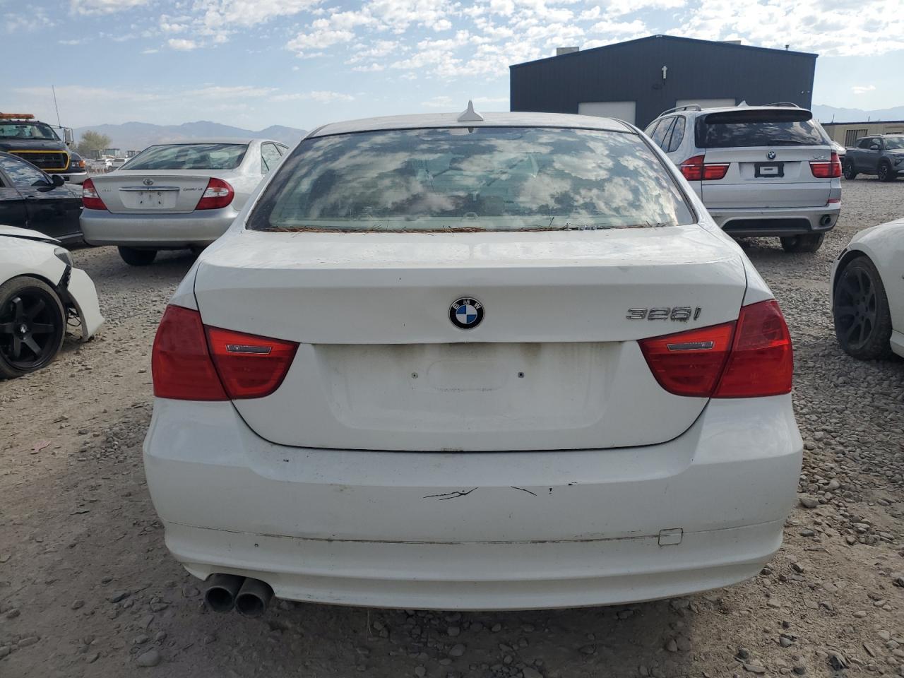 2010 BMW 3 SERIES