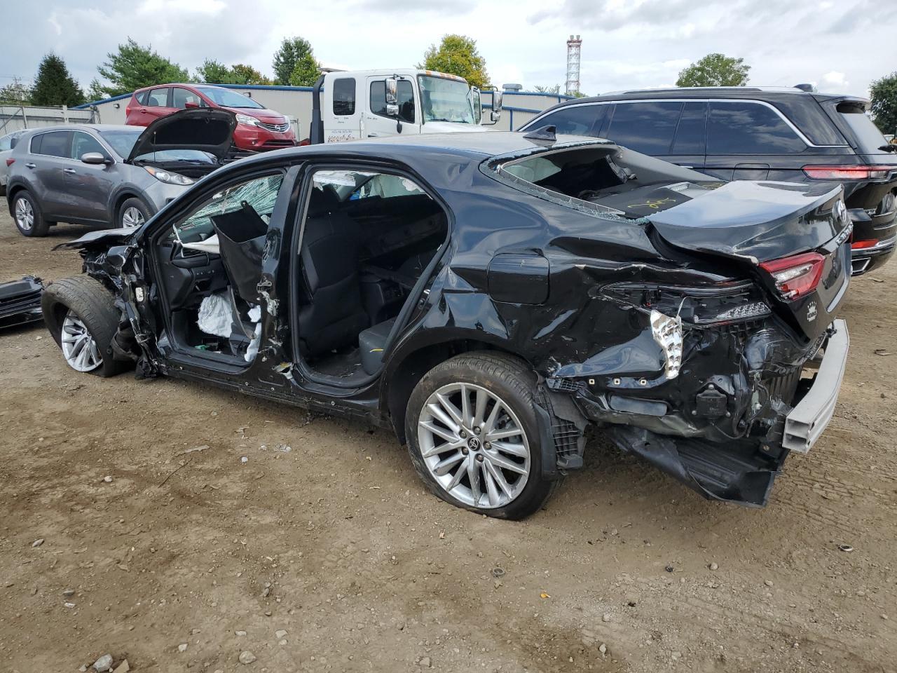 2023 TOYOTA CAMRY