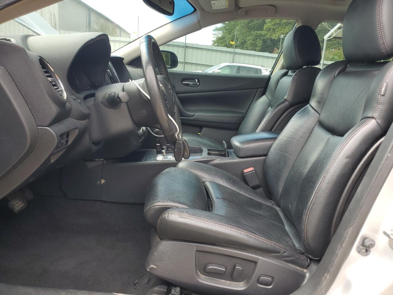 2014 NISSAN Maxima
