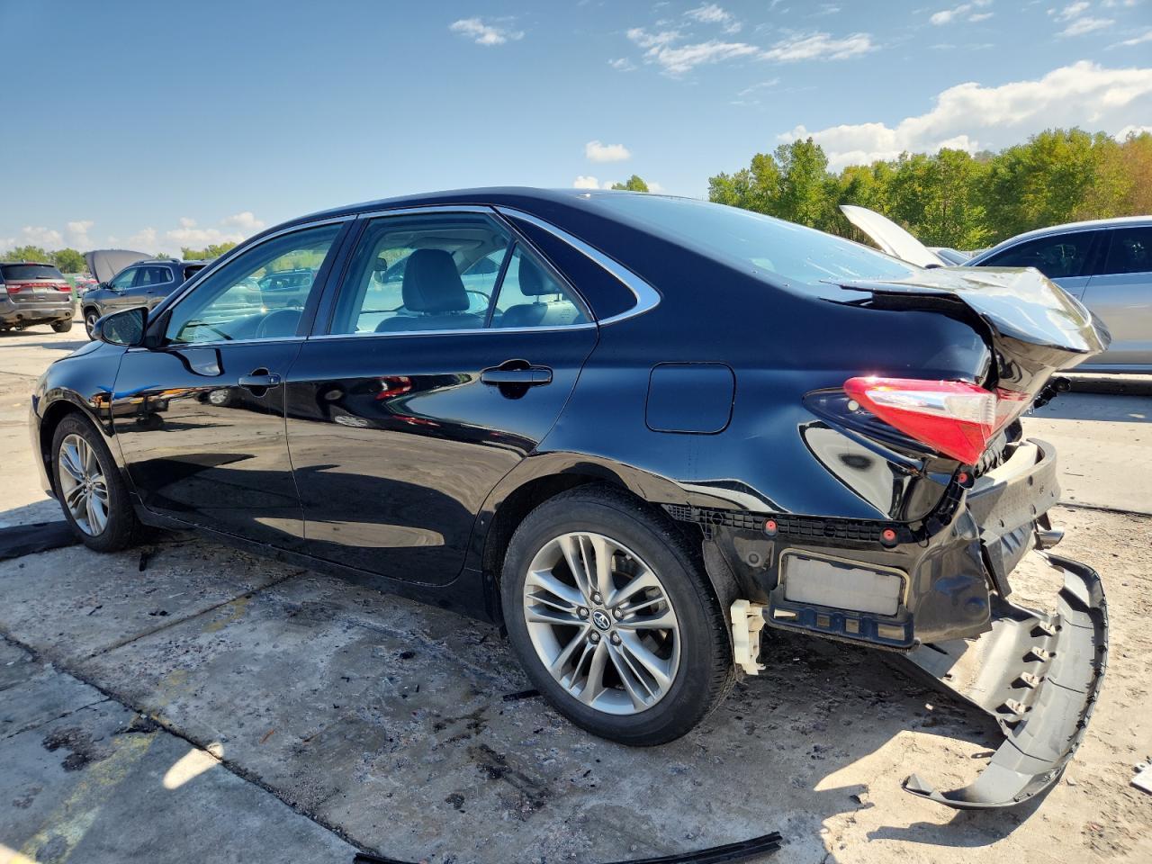 2016 TOYOTA CAMRY