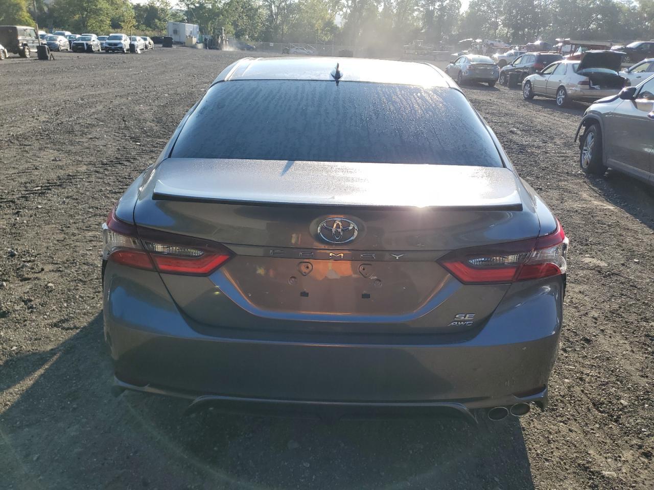 2024 TOYOTA CAMRY