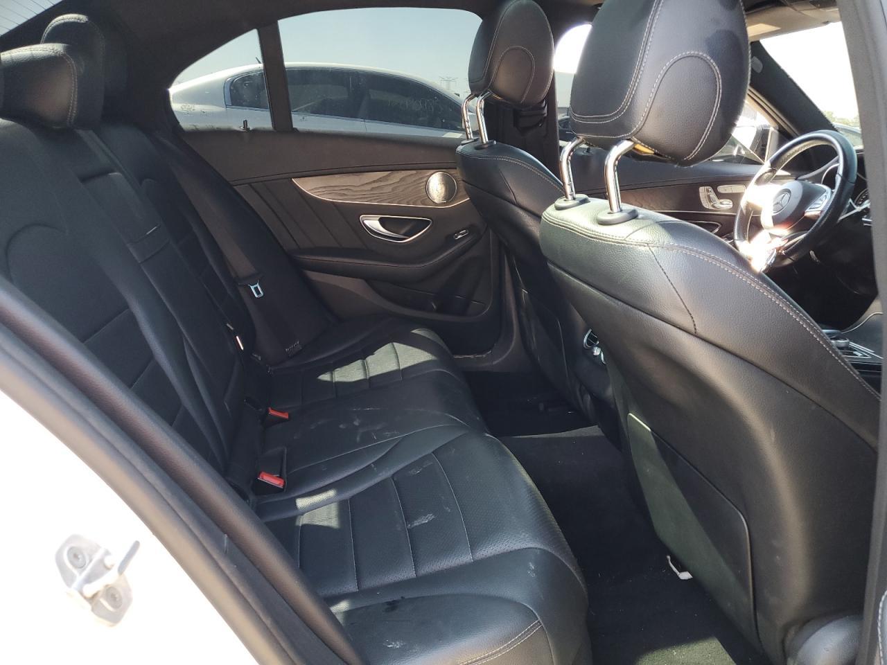 2016 MERCEDES-BENZ C-CLASS
