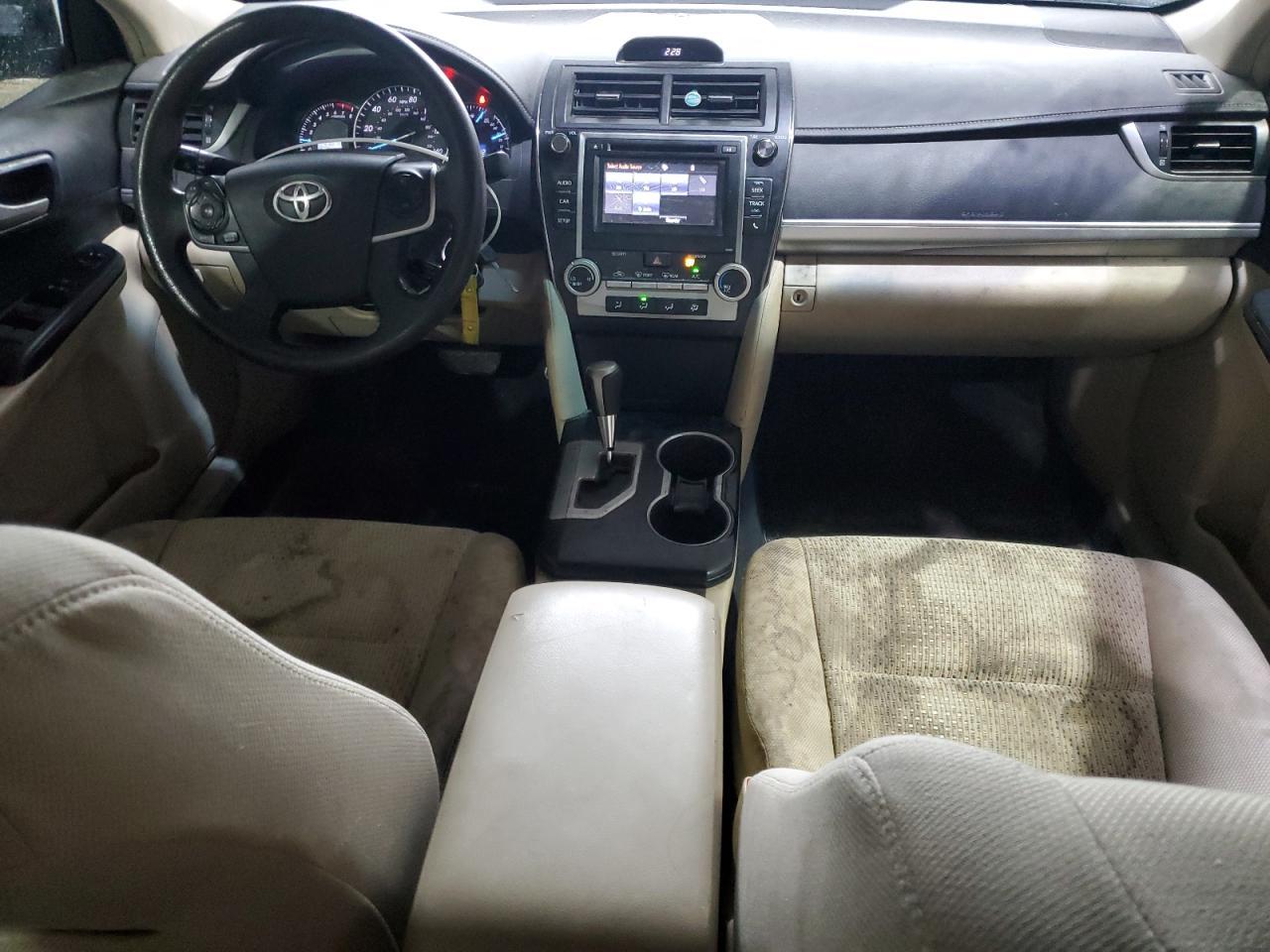 2014 TOYOTA CAMRY