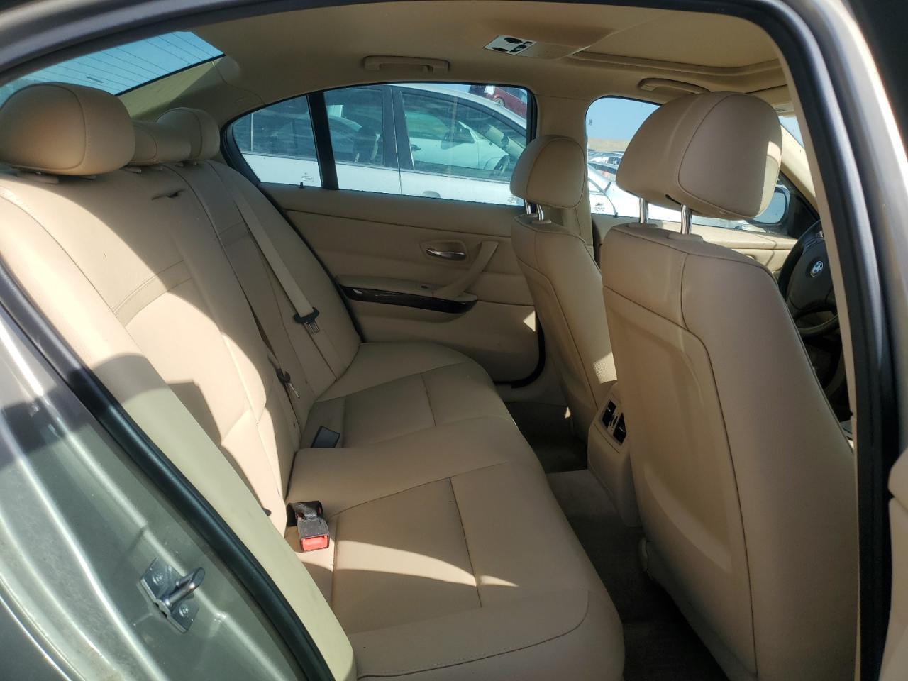 2011 BMW 3 SERIES