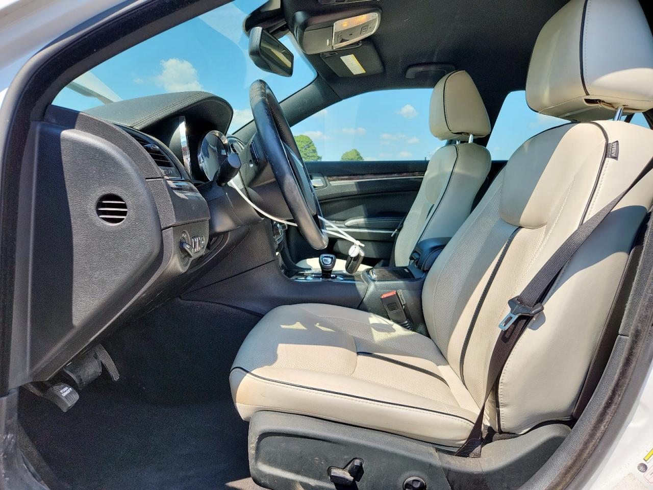 2013 CHRYSLER 300