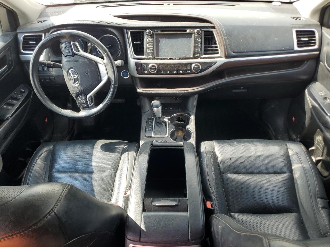 2016 TOYOTA HIGHLANDER