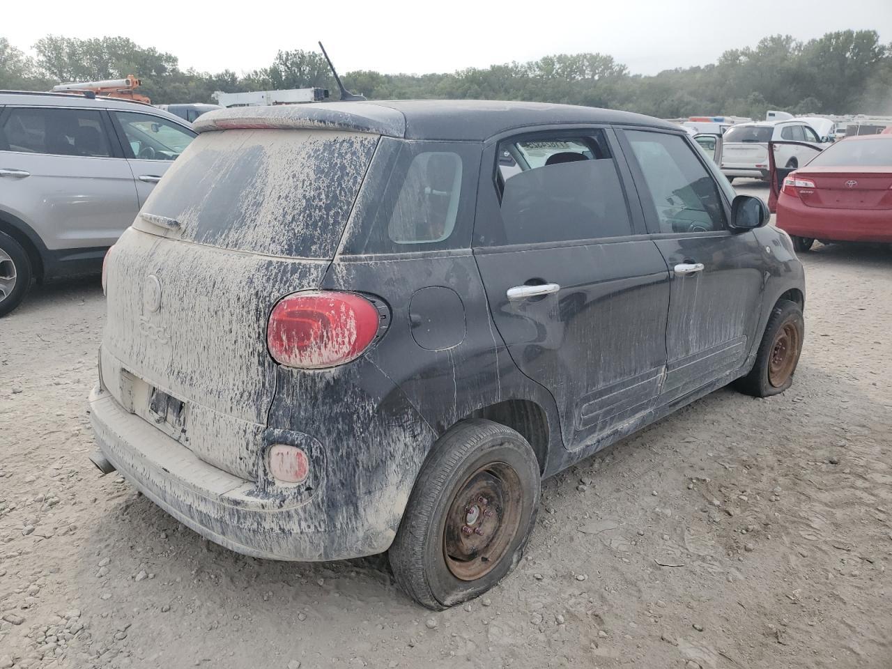 2015 FIAT 500L