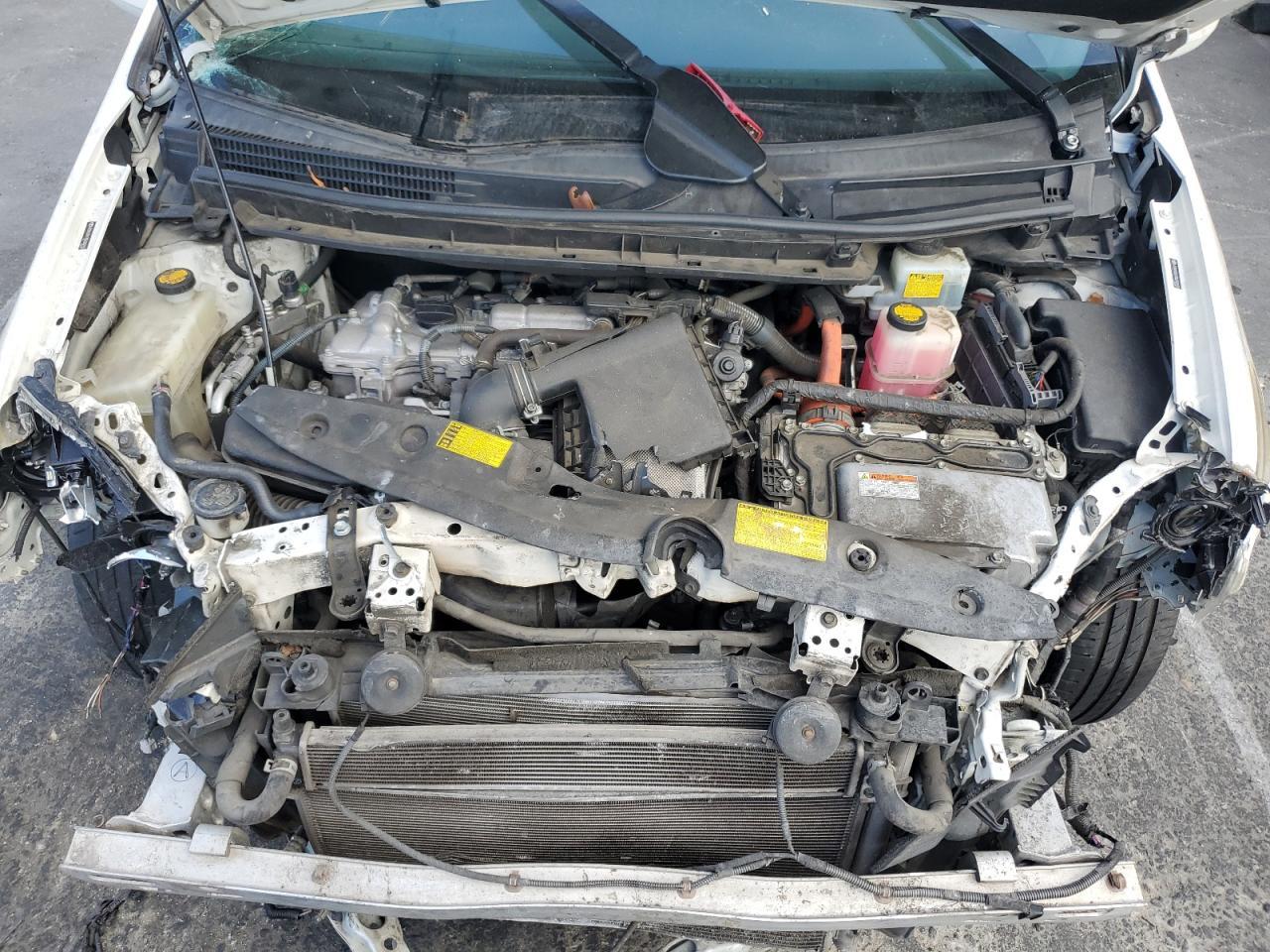 2011 TOYOTA PRIUS