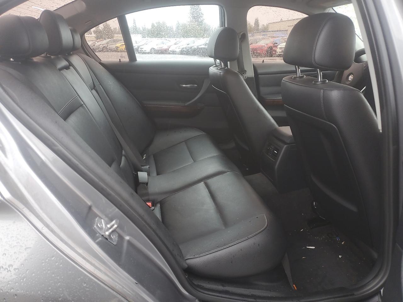 2011 BMW 3 SERIES