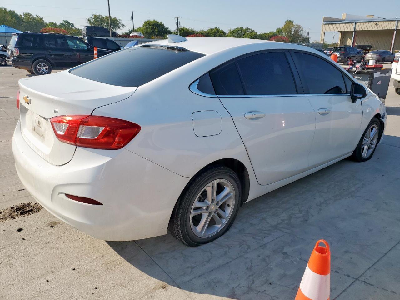 2017 CHEVROLET CRUZE