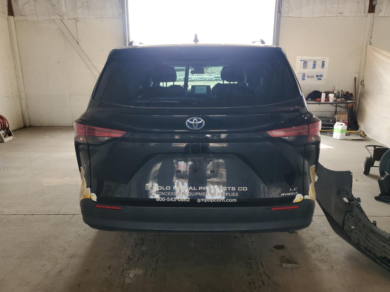 2021 TOYOTA SIENNA
