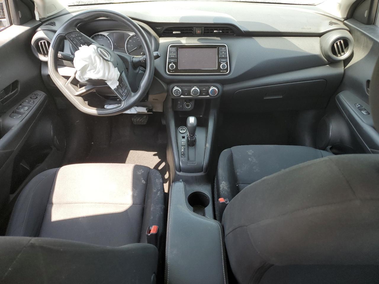 2023 NISSAN KICKS