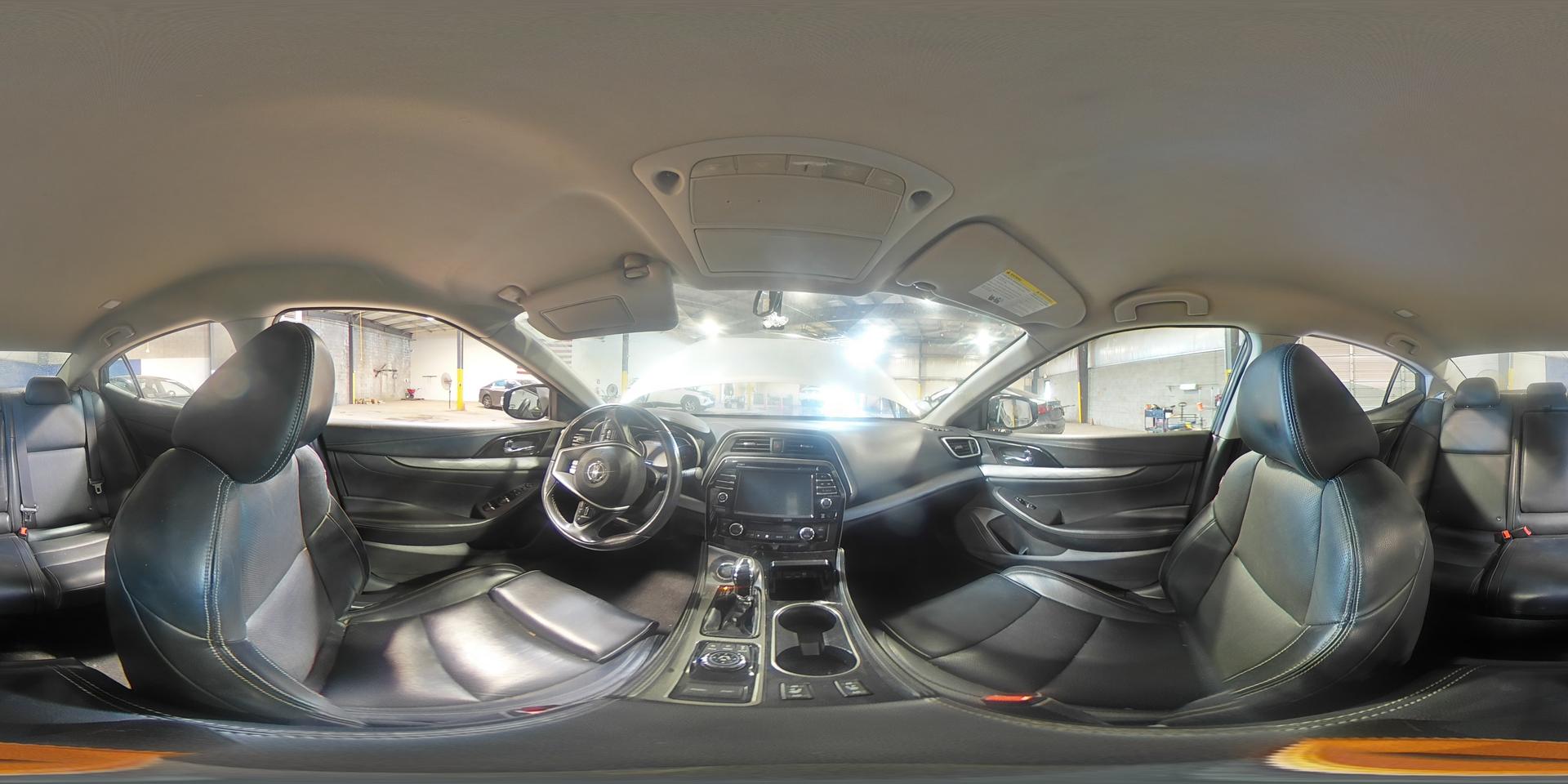 2017 NISSAN Maxima