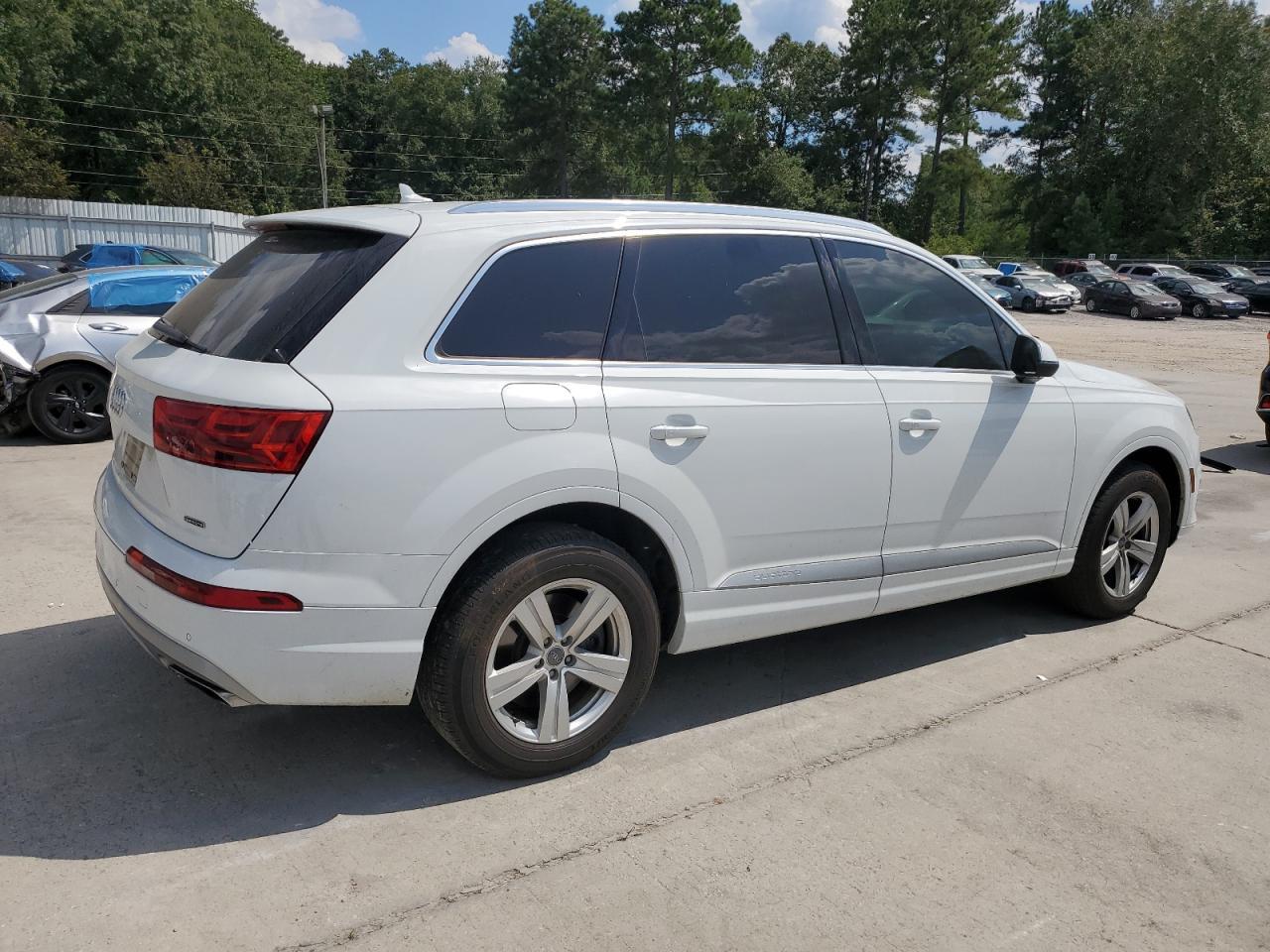 2017 AUDI Q7