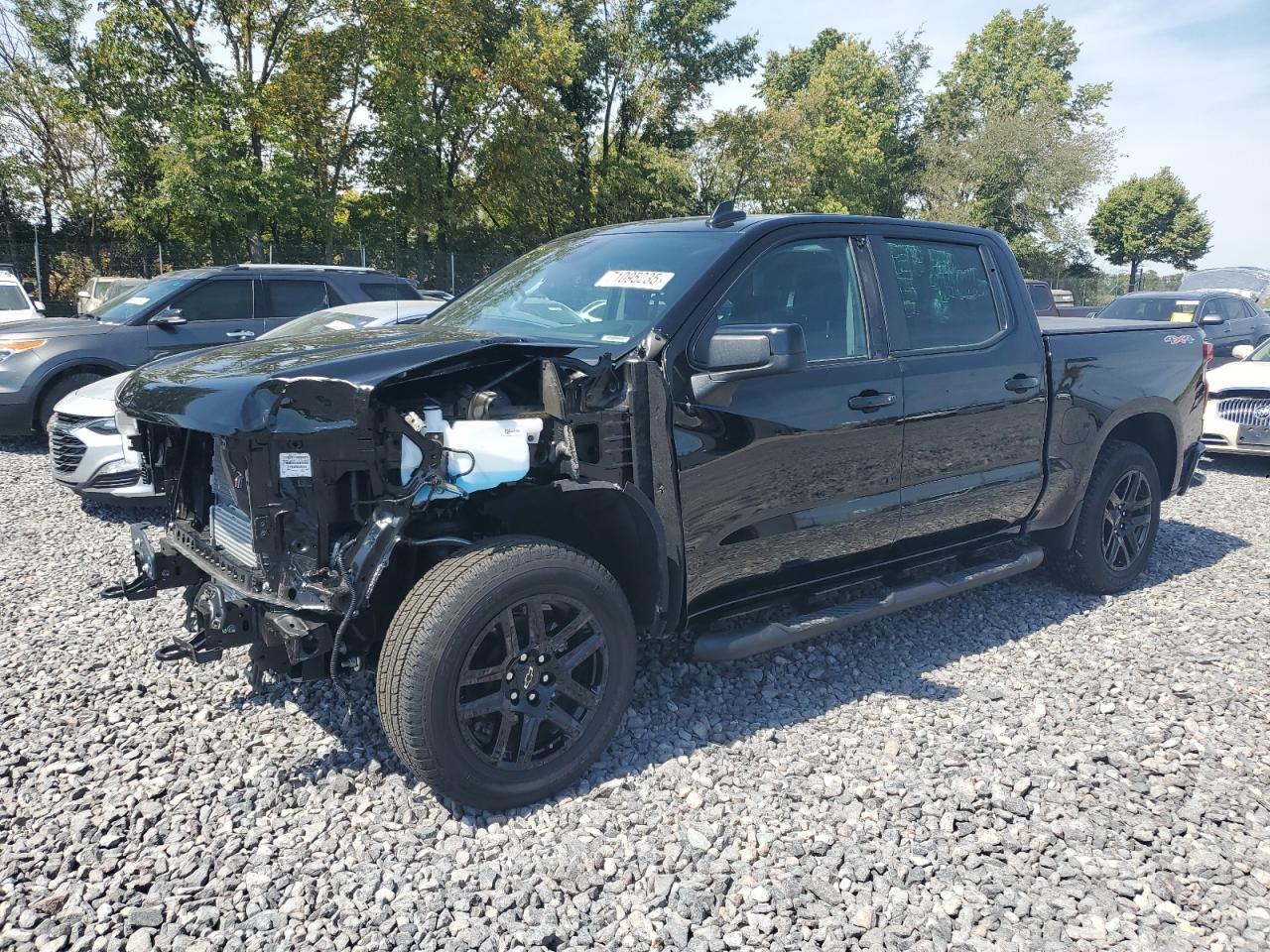 2025 CHEVROLET Silverado