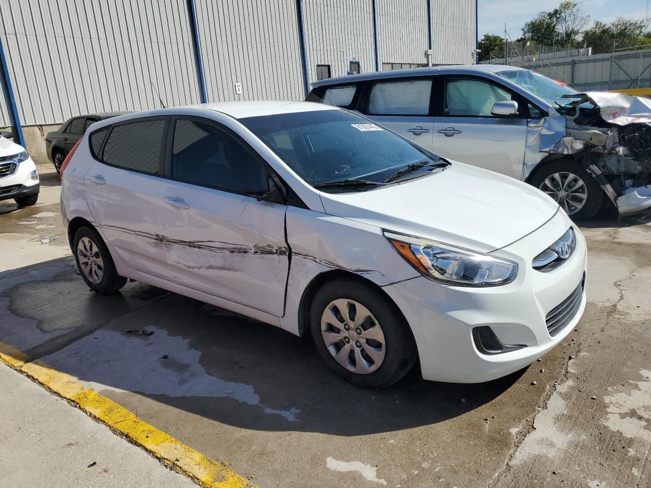 2016 HYUNDAI ACCENT