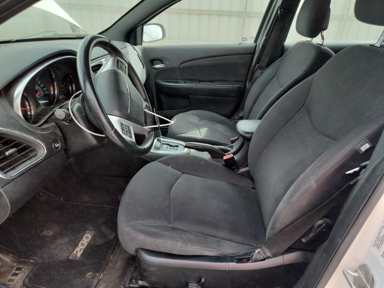 2012 CHRYSLER 200