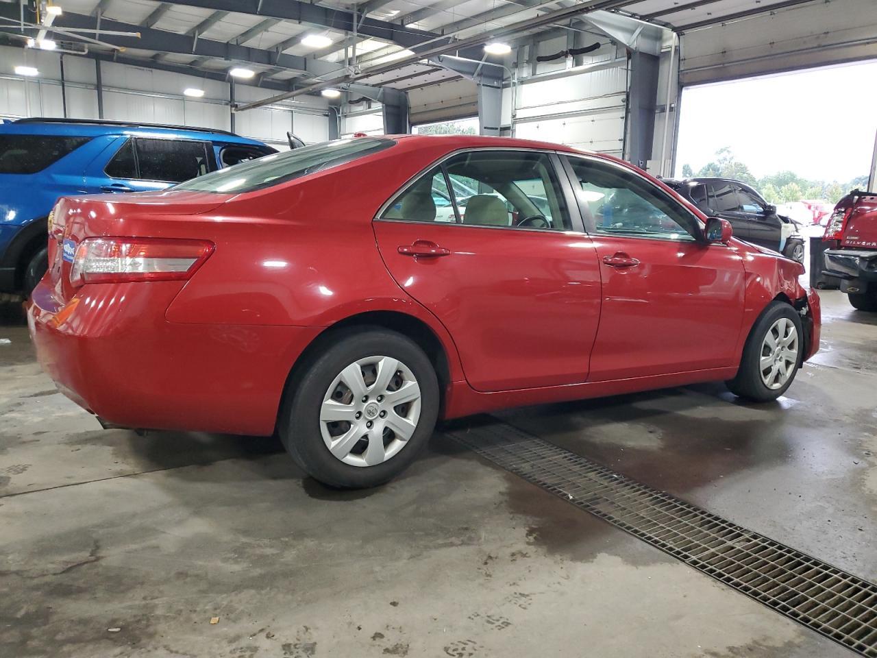 2010 TOYOTA CAMRY