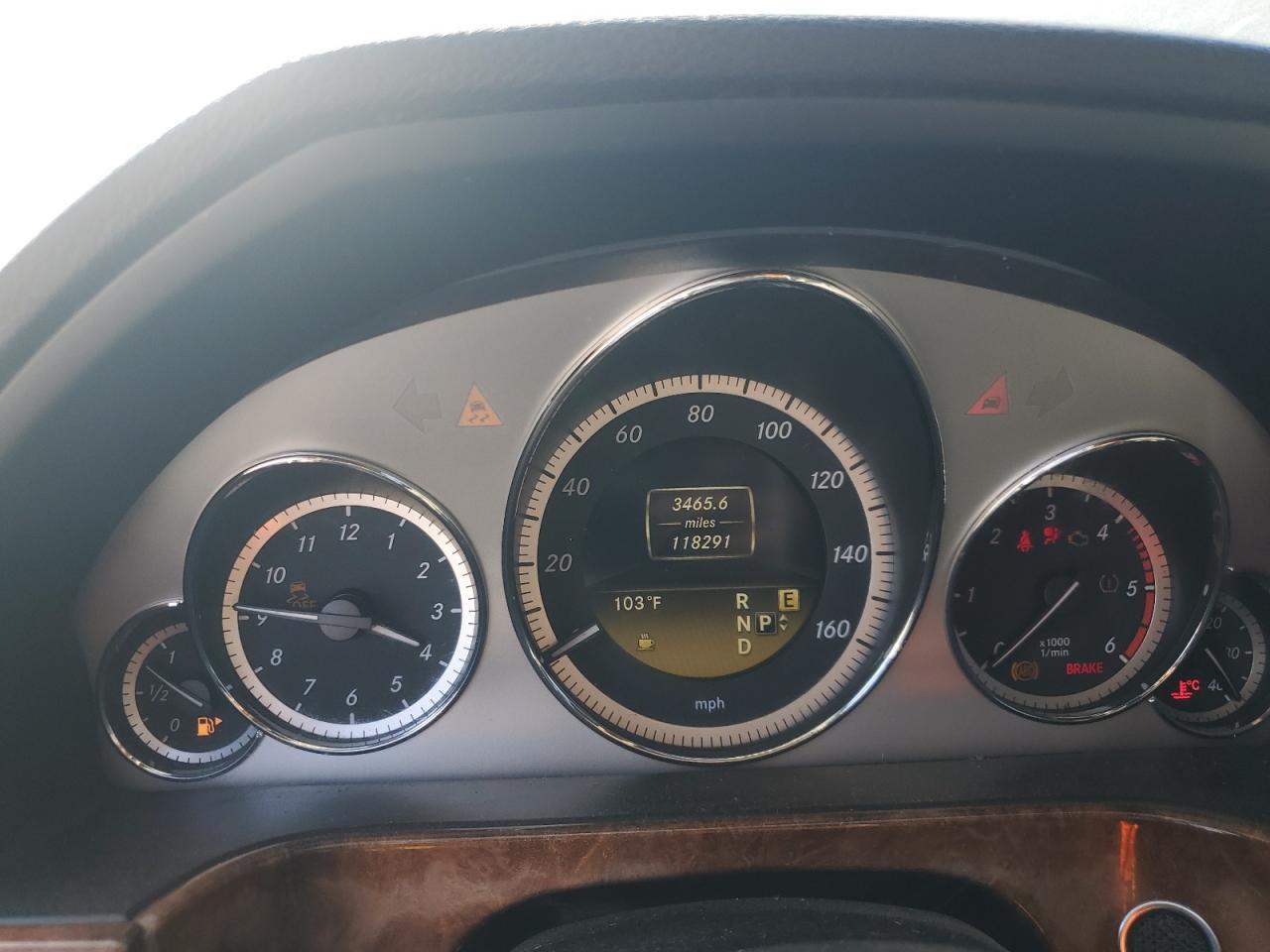 2012 MERCEDES-BENZ E-Class