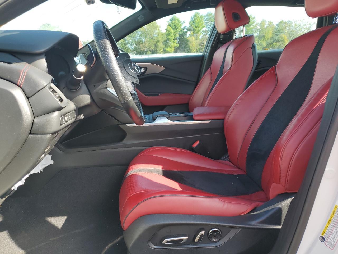 2022 ACURA TLX