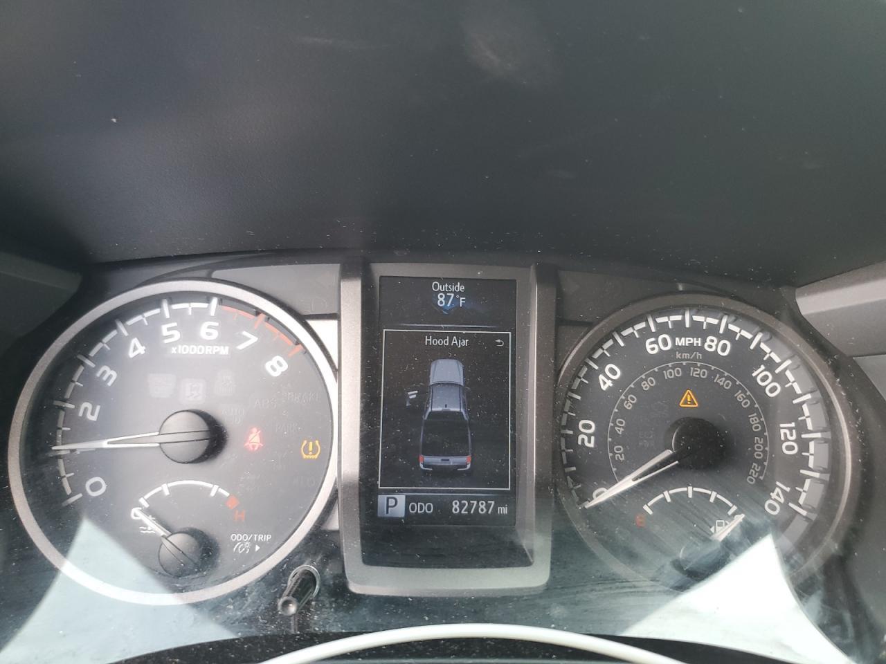 2017 TOYOTA TACOMA