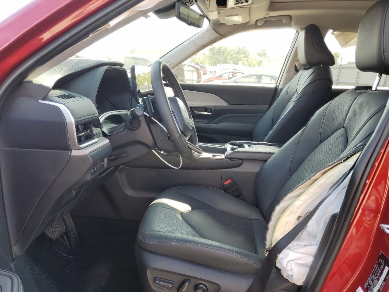 2025 TOYOTA HIGHLANDER