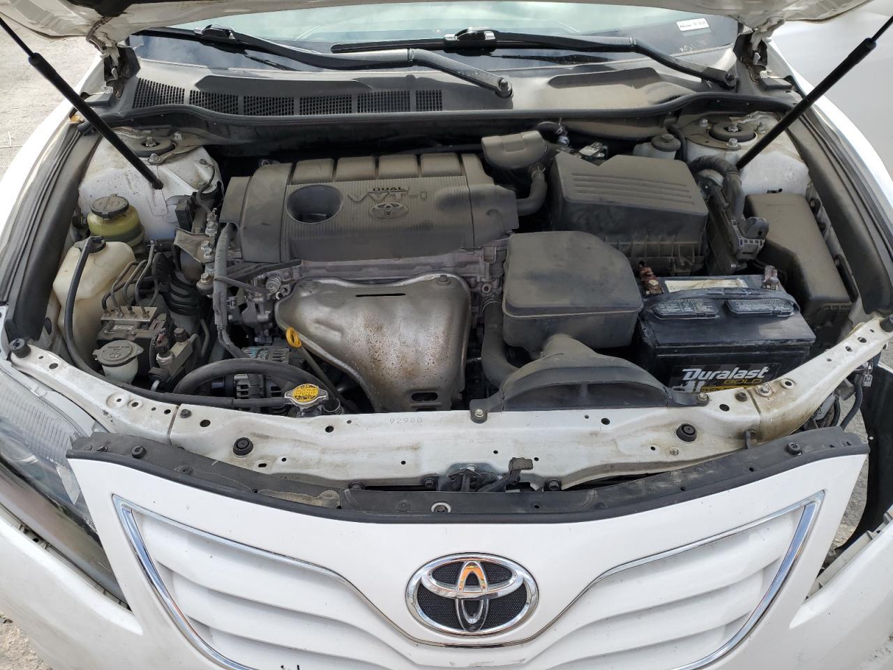2011 TOYOTA CAMRY