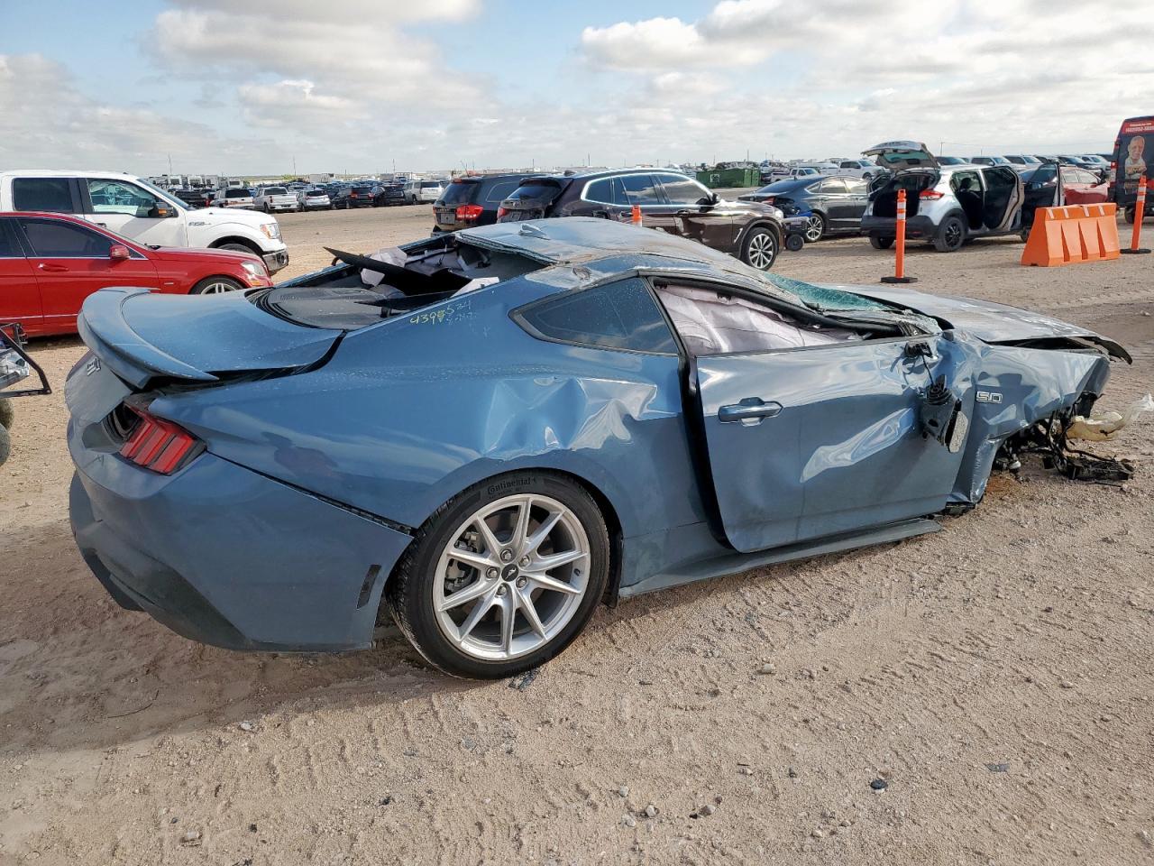 2024 FORD MUSTANG