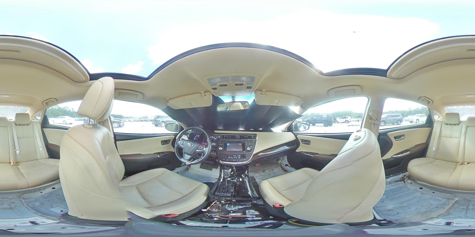 2014 TOYOTA Avalon