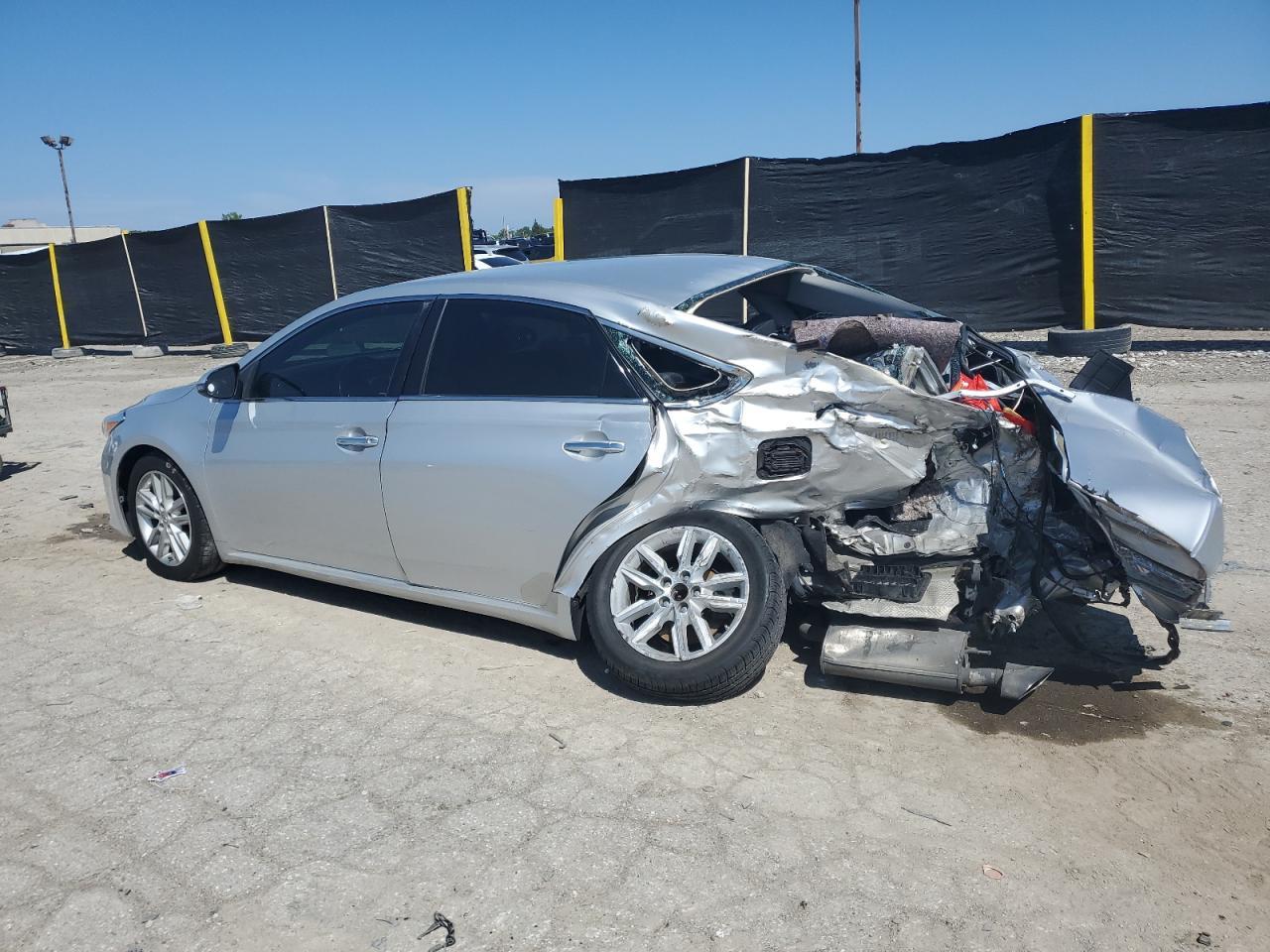 2013 TOYOTA Avalon