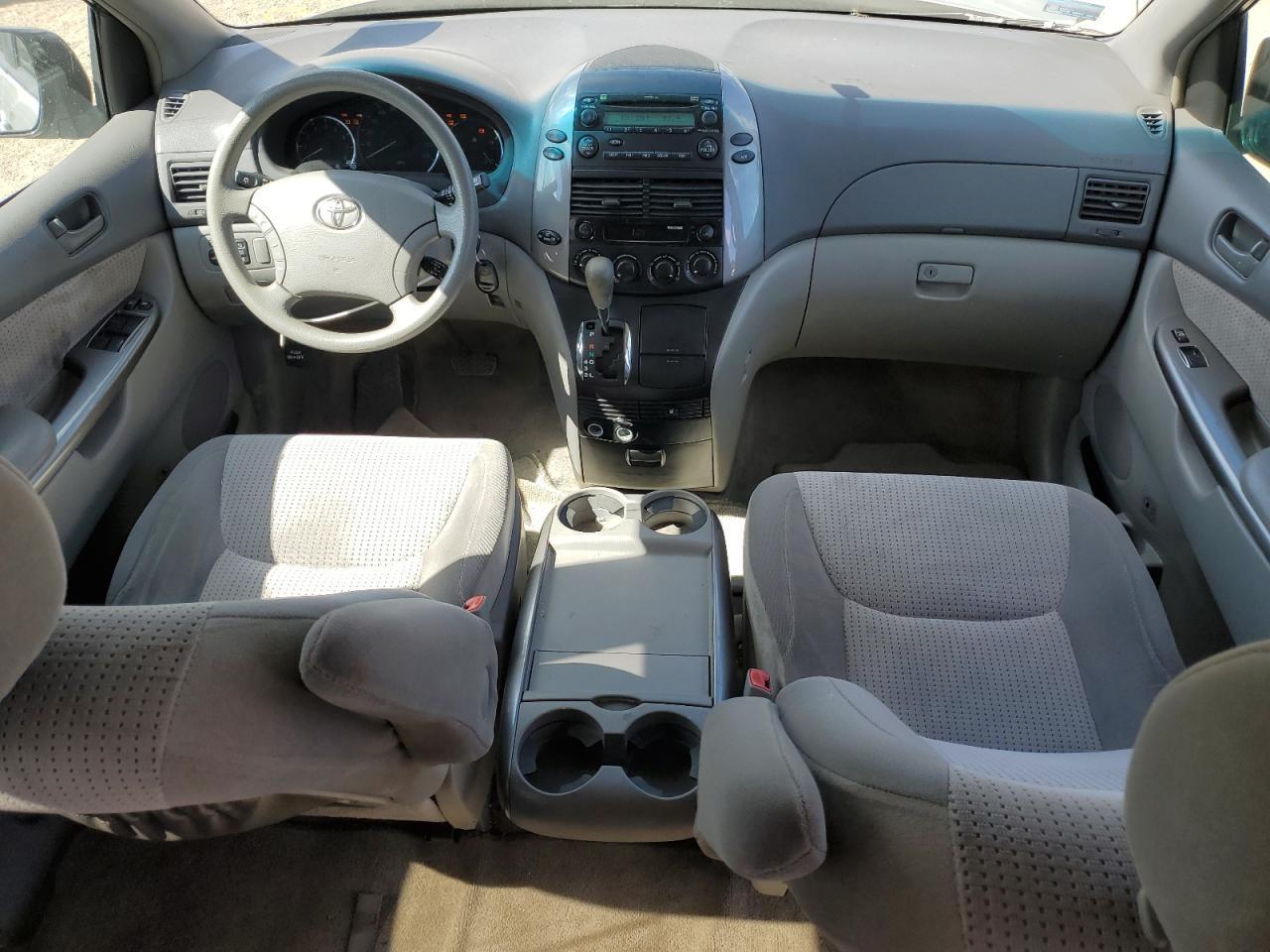 2008 TOYOTA SIENNA