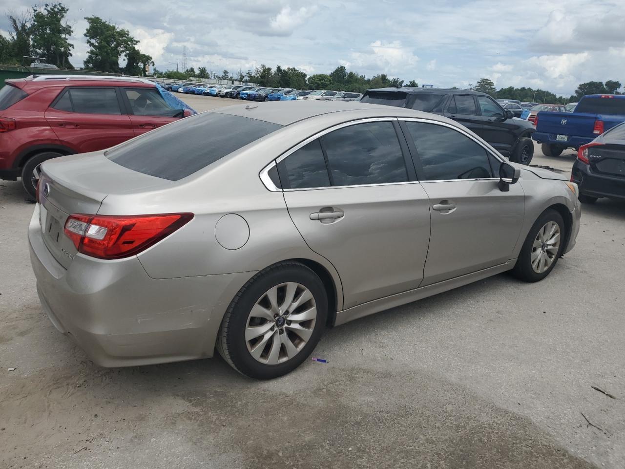 2015 SUBARU Legacy