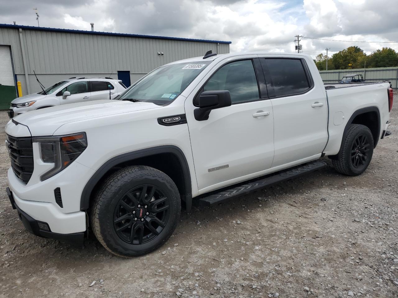 2023 GMC Sierra