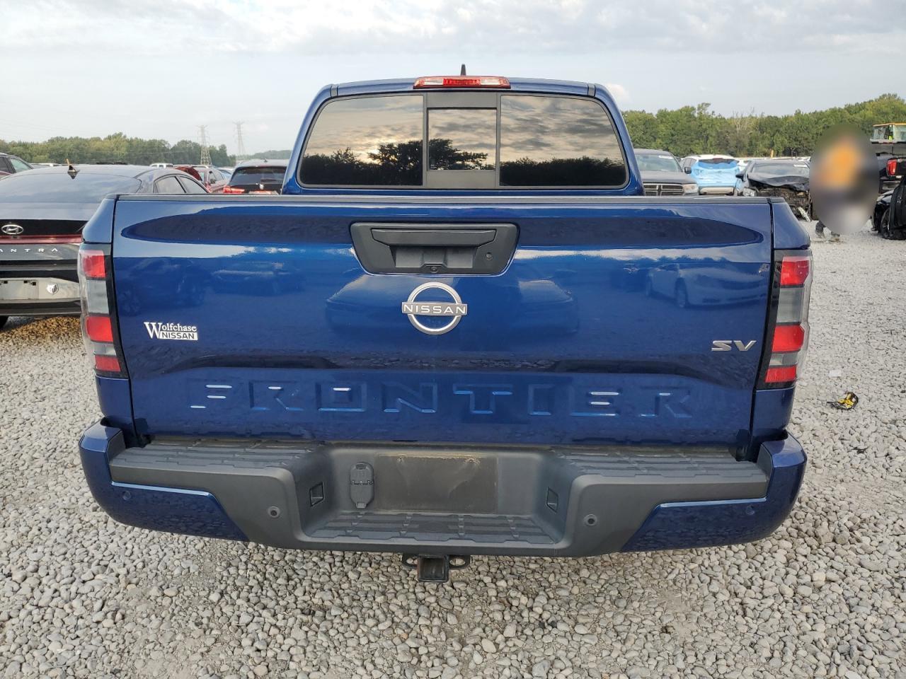 2022 NISSAN Frontier