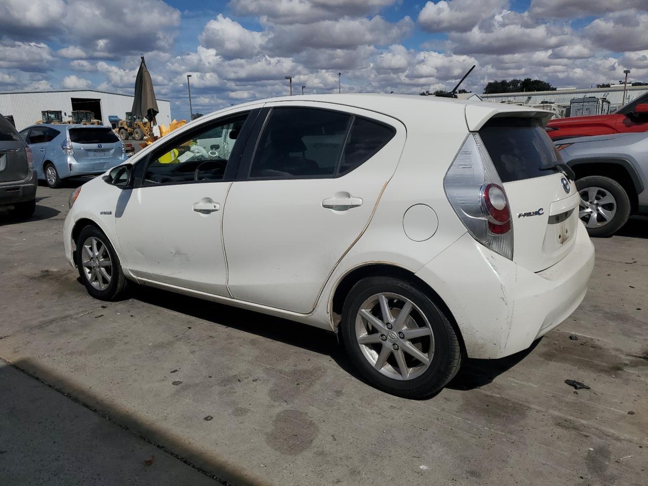 2012 TOYOTA Prius c