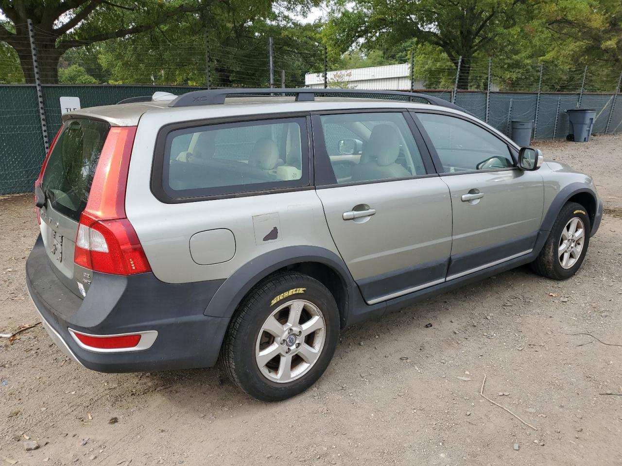 2008 VOLVO XC70