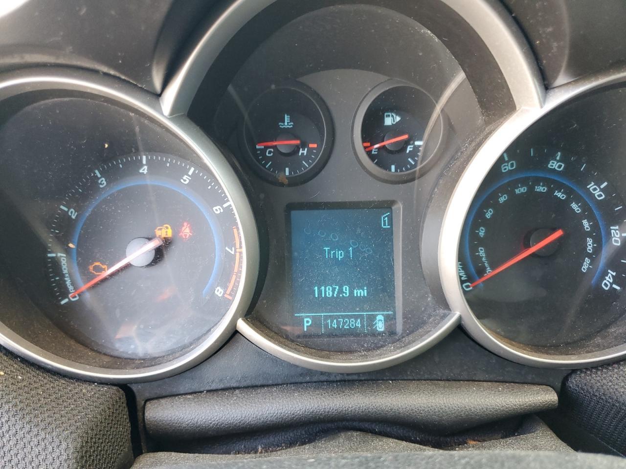 2011 CHEVROLET CRUZE